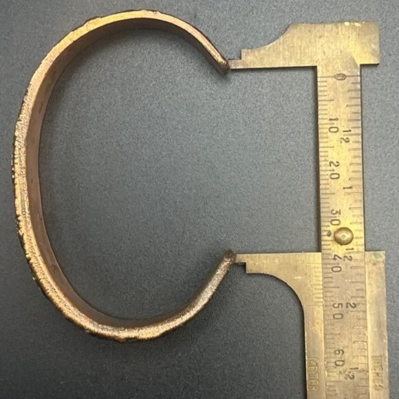 1970s Bell Copper Cuff Bracelet with Turquoise - Picture 5 of 8